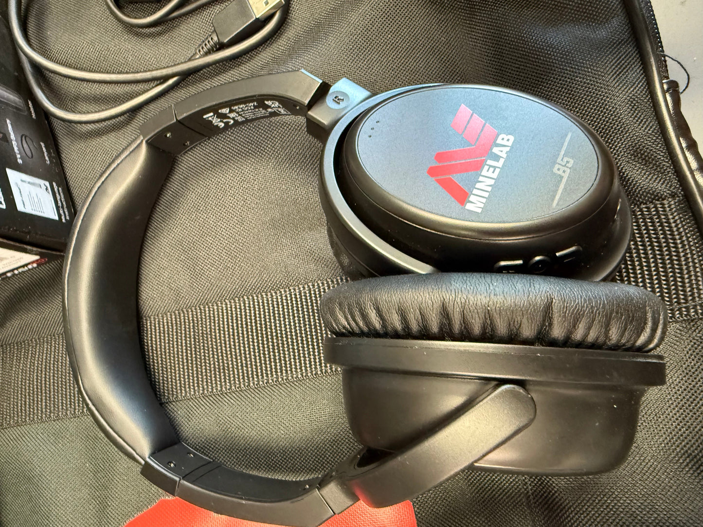 Used Minelab X-Terra Elite Expedition Pack with Two Coils, Wireless Headphones, PF-40 Pointer