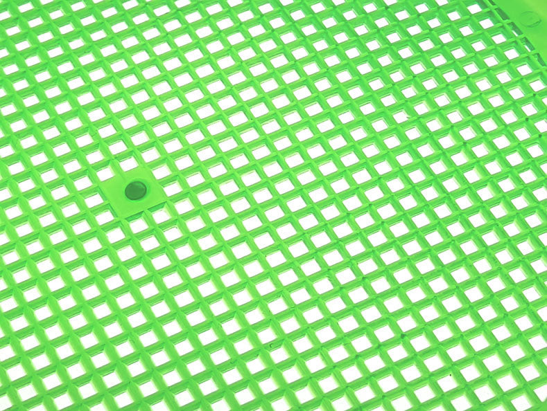 4 Pc Set- 8.5" Plastic Sand Sifting Pans in Mesh Bag,36 Holes Per Inch, mesh closeup