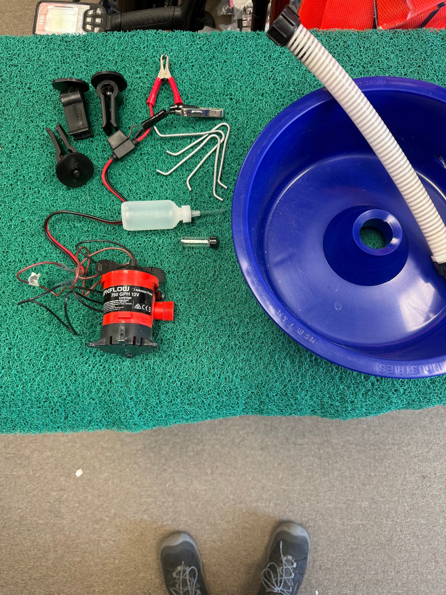 Used - Blue Bowl Plumbed with Leg Levelers and Free Junior Snuffer Bottle and 1oz Glass Vial