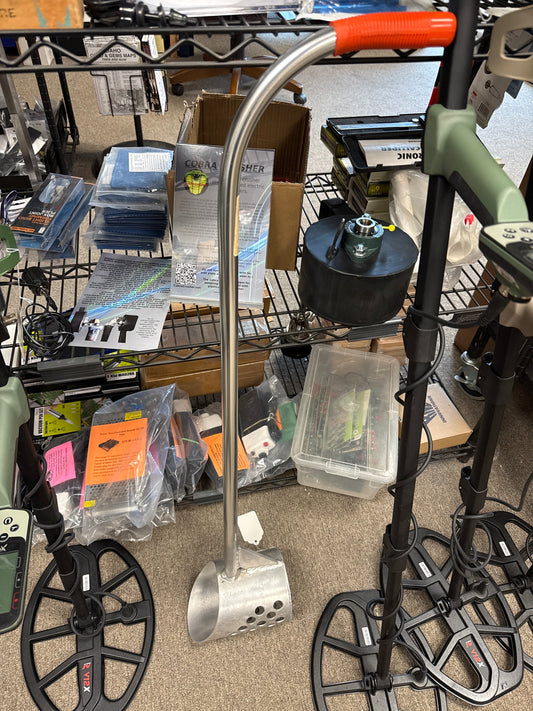 Used Kick-It Aluminum Water Scoop – Reilly’s Sand Scoop (Consignment)