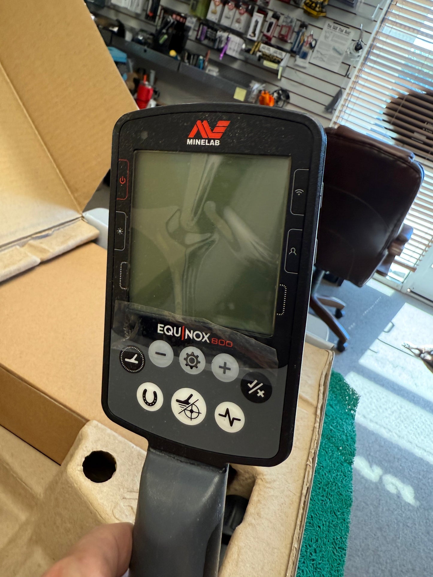 Open Box Minelab Equinox 800 Metal Detector – Used Once, Full Warranty, Complete Kit