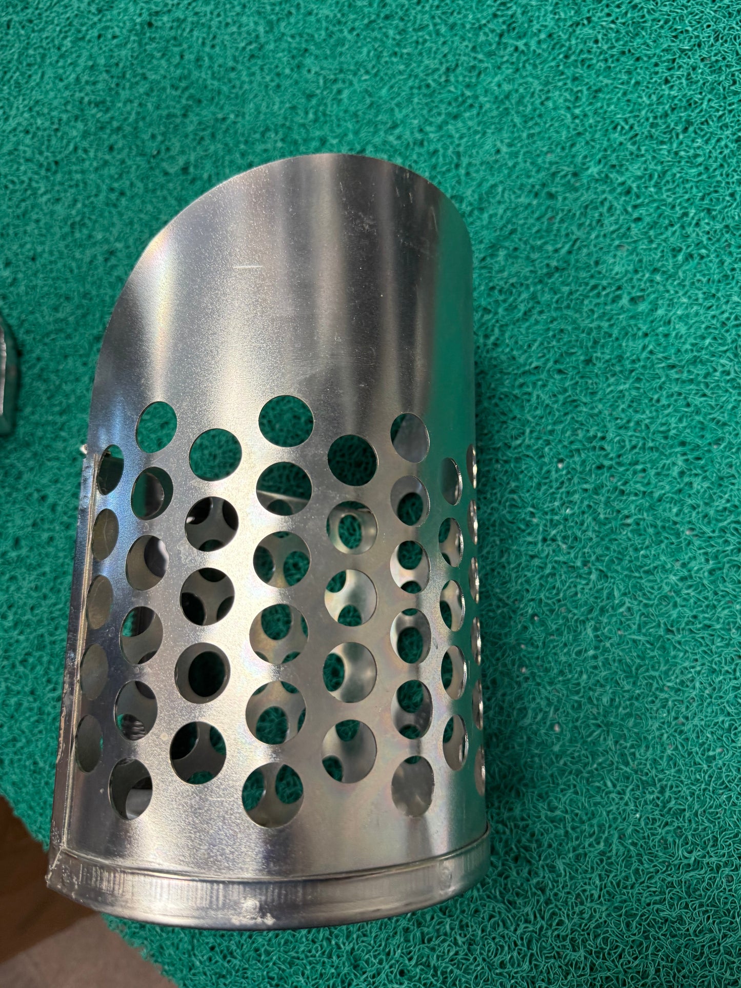 Quicksilver Metal Sand Scoop – Used (Slightly Used Condition)