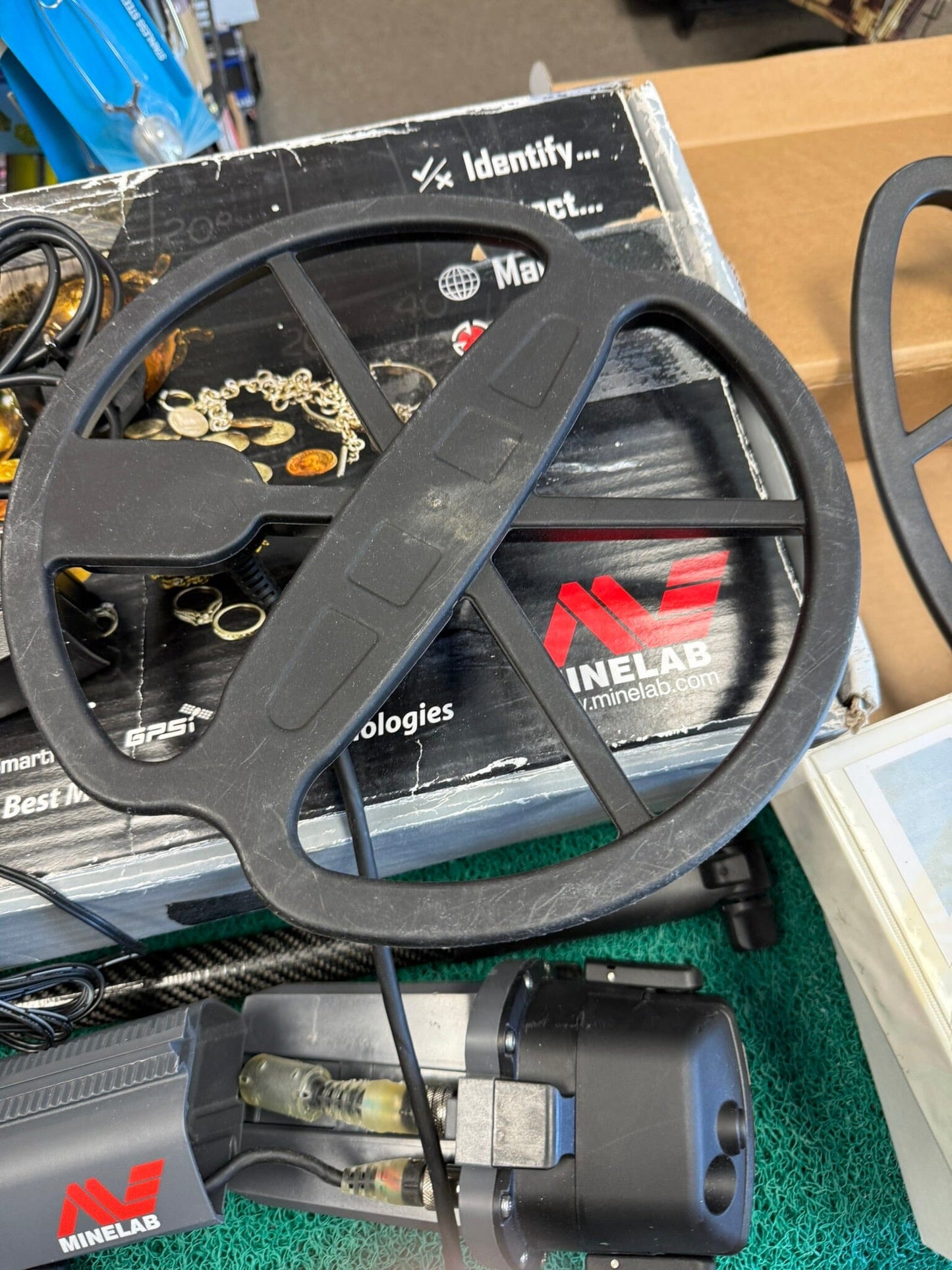 Used Minelab CTX 3030 Waterproof Metal Detector