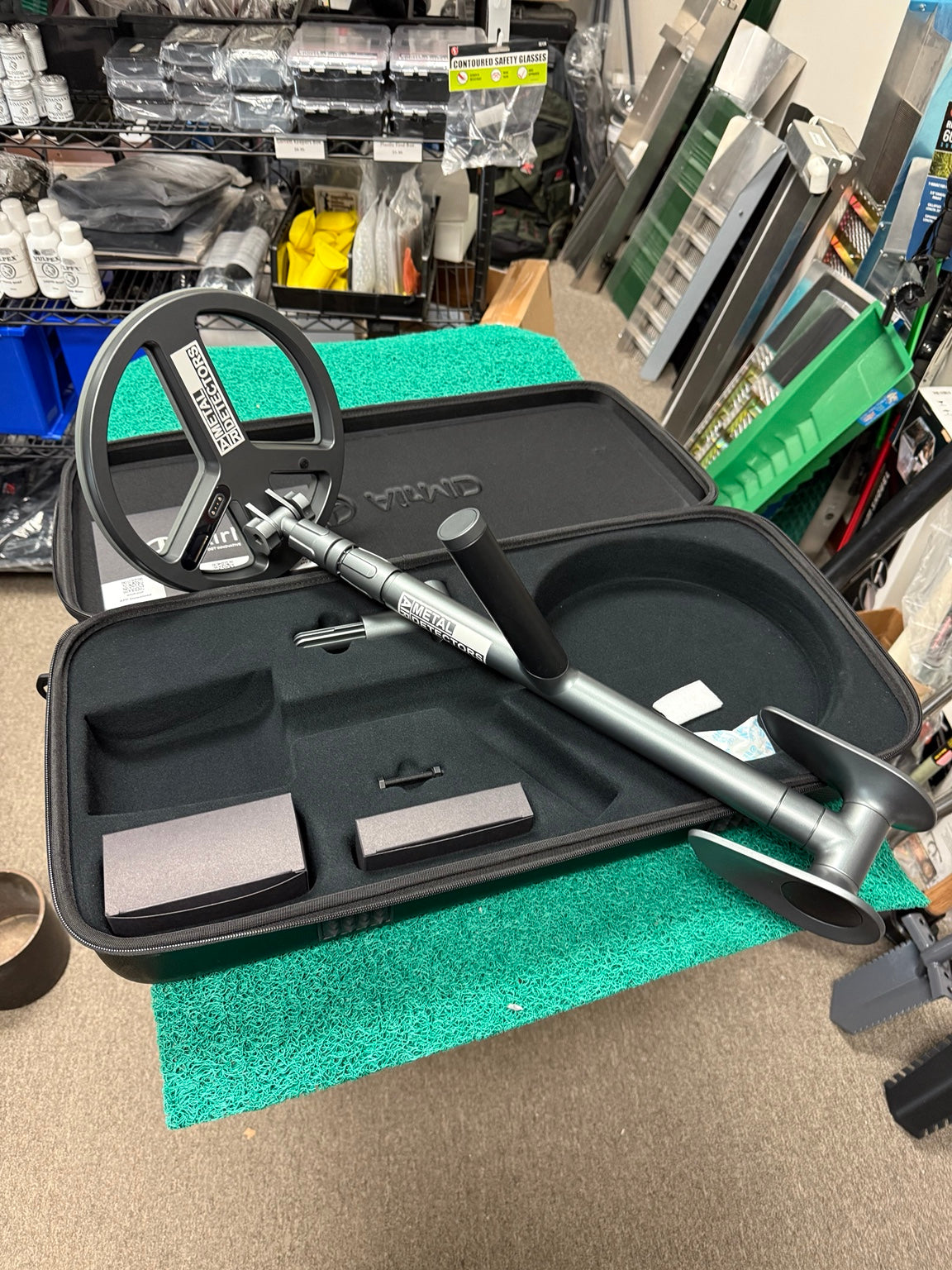 AirMD compact smartphone metal detector assembled with search coil and carrying case