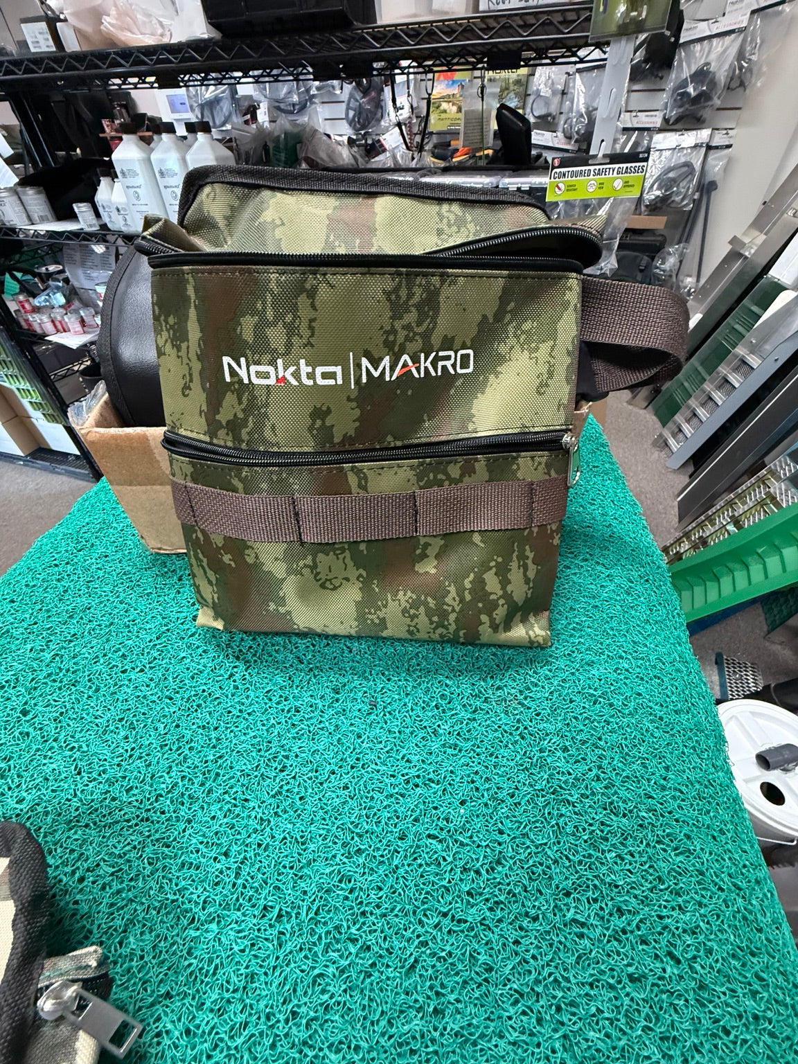 Nokta Makro camouflage metal detecting finds pouch front view